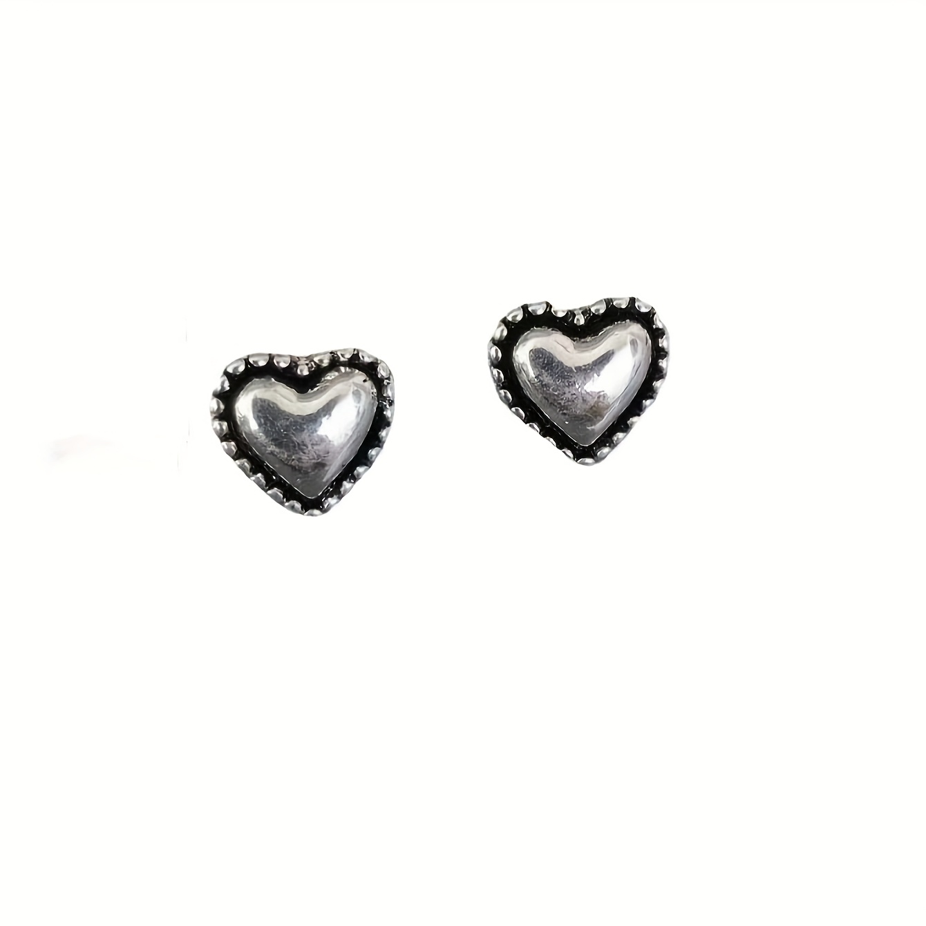Women's Minimalist Versatile Retro Heart-Shaped Stud Earrings